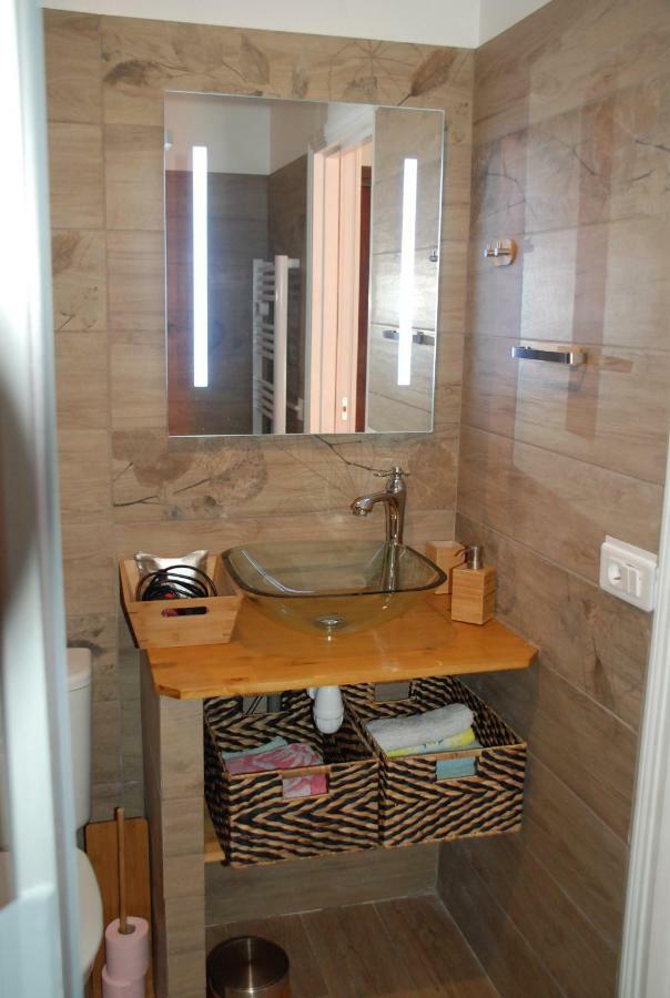 Studio - Juan Les Pins - Proximite Plages อองทีบส์ ภายนอก รูปภาพ